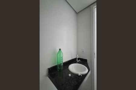 Apartamento à venda com 42m², 2 quartos e 1 vaga Apartamento à venda com 42m², 2 quartos e 1 vagaBanheiro