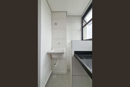 Apartamento à venda com 85m², 2 quartos e 1 vaga Apartamento à venda com 85m², 2 quartos e 1 vagaLavanderia