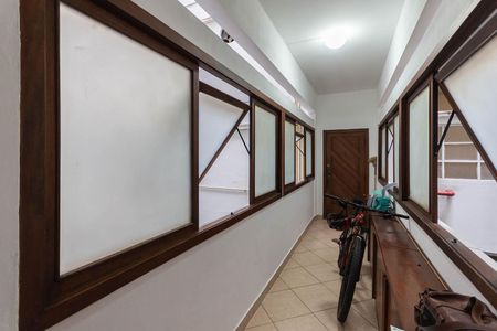 Apartamento à venda com 95m², 3 quartos e sem vagaCorredor