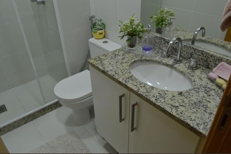 Apartamento à venda com 75m², 3 quartos e 1 vagaBanheiro