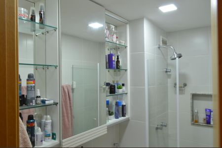 Apartamento à venda com 75m², 3 quartos e 1 vagaBanheiro da Suíte