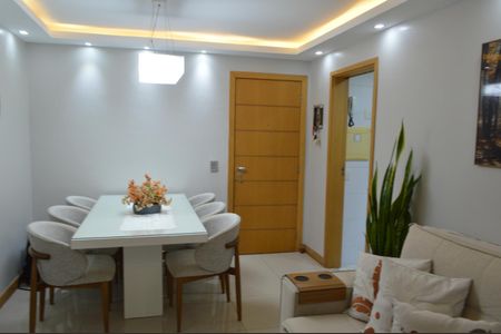 Apartamento à venda com 75m², 3 quartos e 1 vagaSala