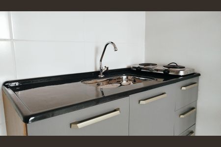 Apartamento à venda com 28m², 1 quarto e sem vagaSala/Cozinha