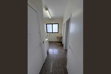 Apartamento para alugar com 216m², 3 quartos e 3 vagasFoto 40