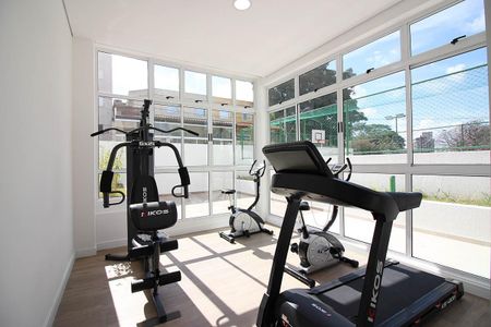 Apartamento para alugar com 46m², 2 quartos e 1 vaga Apartamento para alugar com 46m², 2 quartos e 1 vagaÁrea comum - Academia