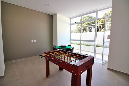 Apartamento para alugar com 46m², 2 quartos e 1 vaga Apartamento para alugar com 46m², 2 quartos e 1 vagaÁrea comum - Salão de jogos