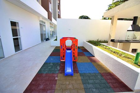 Apartamento para alugar com 46m², 2 quartos e 1 vaga Apartamento para alugar com 46m², 2 quartos e 1 vagaÁrea comum - Playground