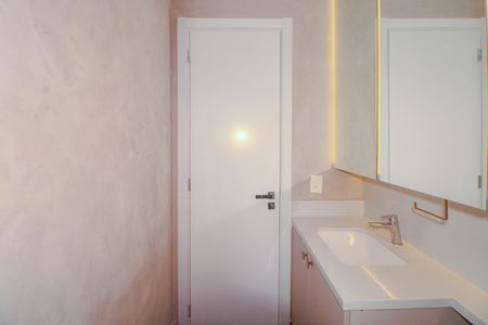 Apartamento à venda com 67m², 2 quartos e 1 vagaBanheiro da Suíte