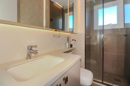 Apartamento à venda com 67m², 2 quartos e 1 vagaBanheiro da Suíte