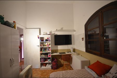 Casa para alugar com 210m², 3 quartos e 4 vagasSuíte 2