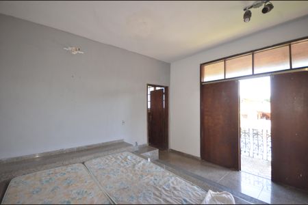 Casa para alugar com 210m², 3 quartos e 4 vagasSuíte 1