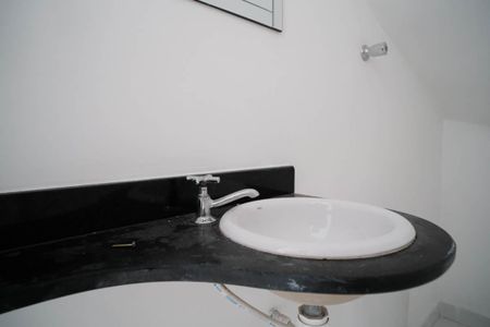 Casa de condomínio para alugar com 130m², 3 quartos e 3 vagasBanheiro 3