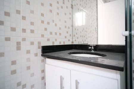 Casa de condomínio para alugar com 130m², 3 quartos e 3 vagasBanheiro 2