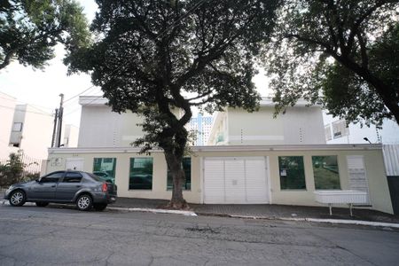 Casa de condomínio para alugar com 130m², 3 quartos e 3 vagasFachada