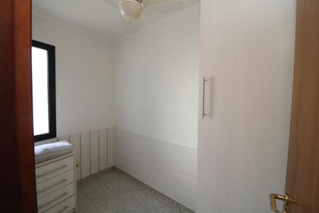 Apartamento para alugar com 154m², 3 quartos e 2 vagasQuarto de Serviço