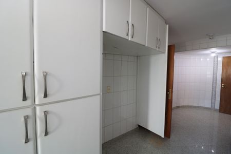 Apartamento para alugar com 154m², 3 quartos e 2 vagasCozinha