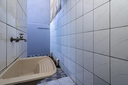 Casa para alugar com 45m², 1 quarto e 1 vagaÁrea de Serviço