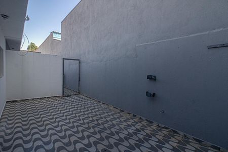 Casa para alugar com 45m², 1 quarto e 1 vagaQuintal