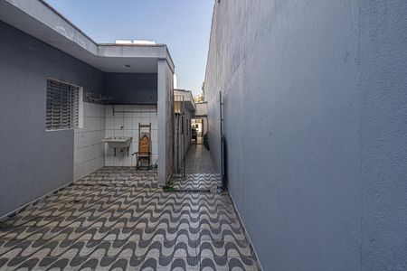 Casa para alugar com 45m², 1 quarto e 1 vagaÁrea de Serviço