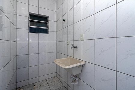 Casa para alugar com 45m², 1 quarto e 1 vagaÁrea de Serviço