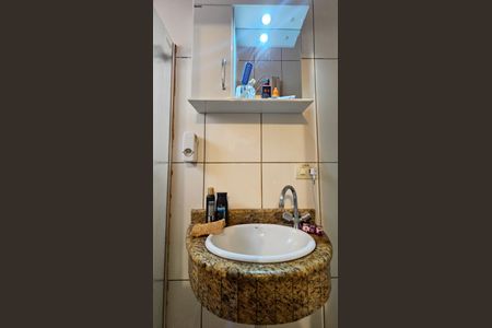 Casa à venda com 144m², 3 quartos e 4 vagasBanheiro 3