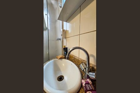 Casa à venda com 144m², 3 quartos e 4 vagasBanheiro 3