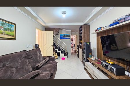 Casa à venda com 144m², 3 quartos e 4 vagasSala