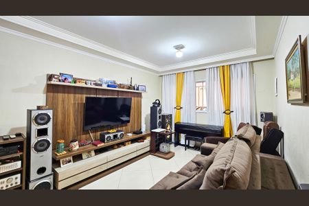 Casa à venda com 144m², 3 quartos e 4 vagasSala