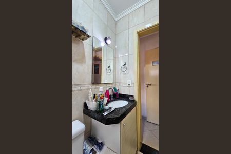 Casa à venda com 144m², 3 quartos e 4 vagasBanheiro 2