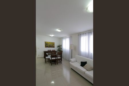 Apartamento à venda com 98m², 4 quartos e 2 vagas Apartamento à venda com 98m², 4 quartos e 2 vagasSala