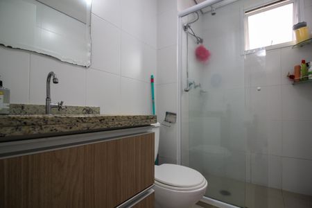 Apartamento à venda com 107m², 4 quartos e 2 vagas Apartamento à venda com 107m², 4 quartos e 2 vagasBanheiro Suíte