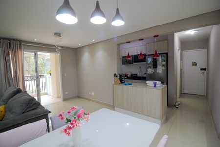 Apartamento à venda com 107m², 4 quartos e 2 vagas Apartamento à venda com 107m², 4 quartos e 2 vagasSala de Jantar