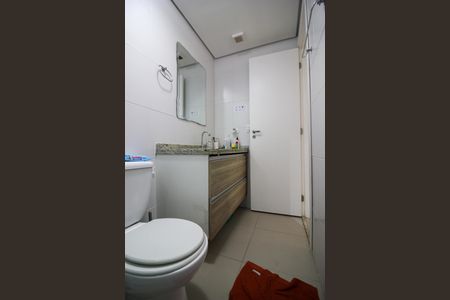 Apartamento à venda com 107m², 4 quartos e 2 vagas Apartamento à venda com 107m², 4 quartos e 2 vagasBanheiro Social