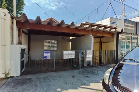 Casa à venda com 320m², 2 quartos e 1 vagaFachada e Placa 