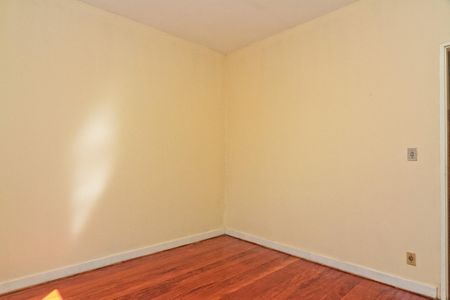 Casa à venda com 320m², 2 quartos e 1 vagaQuarto 2