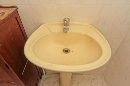Casa à venda com 320m², 2 quartos e 1 vagaBanheiro