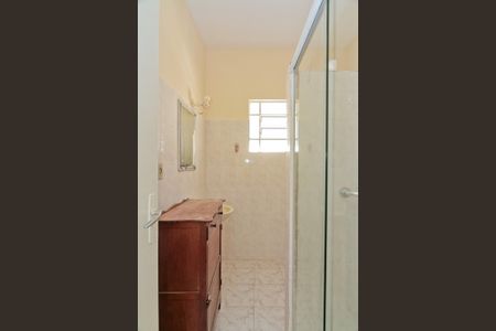 Casa à venda com 320m², 2 quartos e 1 vagaBanheiro