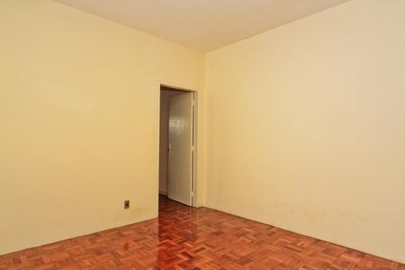 Casa à venda com 320m², 2 quartos e 1 vagaSala