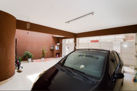 Casa à venda com 220m², 3 quartos e 3 vagas Casa à venda com 220m², 3 quartos e 3 vagasGaragem