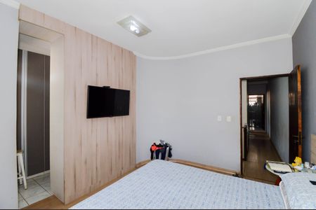 Casa à venda com 220m², 3 quartos e 3 vagas Casa à venda com 220m², 3 quartos e 3 vagasQuarto 3 - Suíte