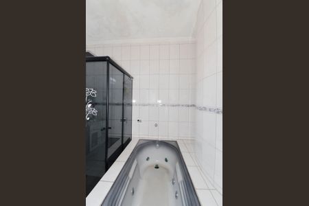 Casa à venda com 220m², 3 quartos e 3 vagas Casa à venda com 220m², 3 quartos e 3 vagasBanheiro da Suíte