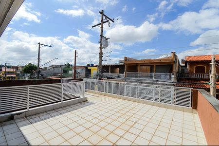 Casa à venda com 220m², 3 quartos e 3 vagas Casa à venda com 220m², 3 quartos e 3 vagasVaranda da Suíte