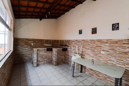 Casa à venda com 220m², 3 quartos e 3 vagas Casa à venda com 220m², 3 quartos e 3 vagasEspaço Gourmet