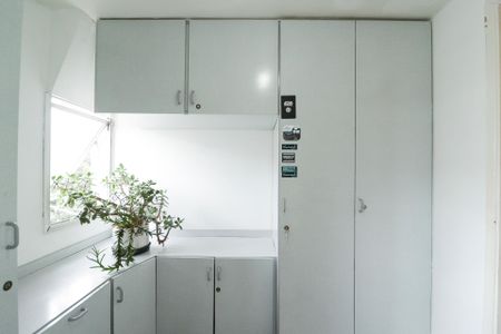 Apartamento à venda com 72m², 2 quartos e 2 vagasÁrea de Serviço e Banheiro de Serviço