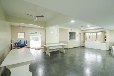 Apartamento à venda com 72m², 2 quartos e 2 vagasÁrea comum - Salão de festas