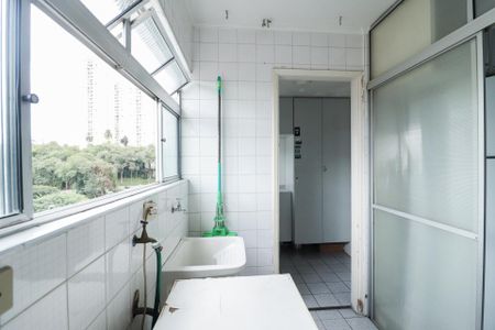 Apartamento à venda com 72m², 2 quartos e 2 vagasÁrea de Serviço e Banheiro de Serviço