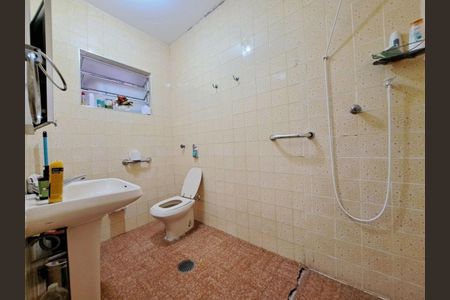 Apartamento à venda com 62m², 2 quartos e sem vaga Apartamento à venda com 62m², 2 quartos e sem vagaBanheiro