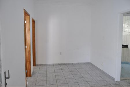 Casa à venda com 80m², 2 quartos e sem vagaSala