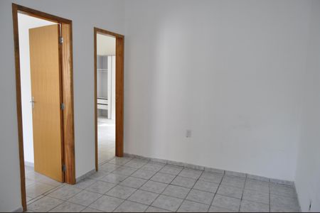 Casa à venda com 80m², 2 quartos e sem vagaSala