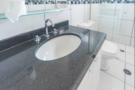 Casa à venda com 170m², 3 quartos e 3 vagasBanheiro do Quarto 3